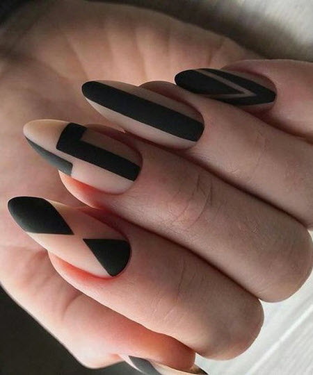 Черный маникюр 2021 - актуальные фото новинок модного дизайна ногтей