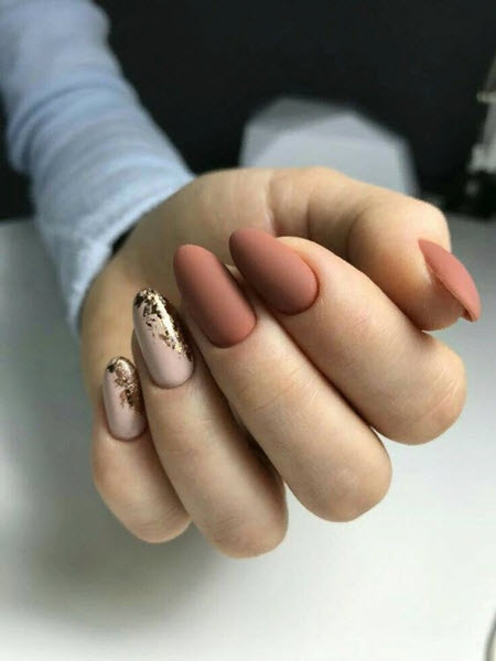 Маникюр с фольгой 2021-2022 - модная новинка в дизайне ногтей. Более 100 фото