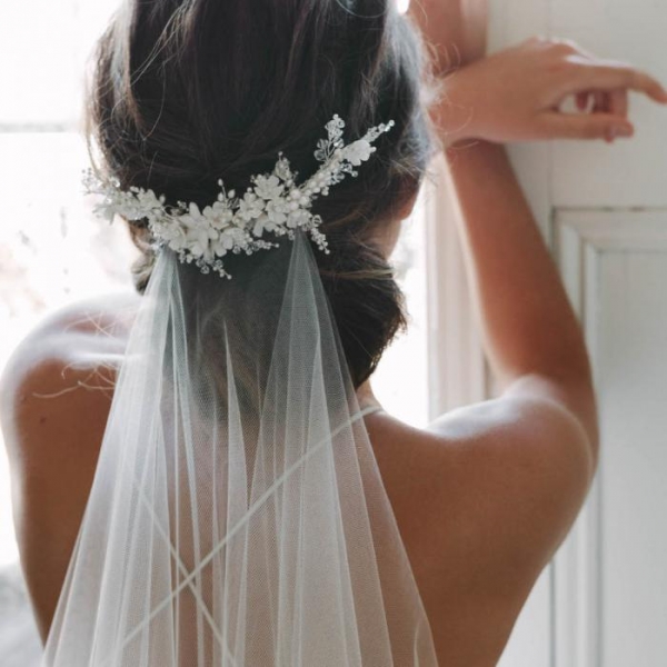 Свадебные прически на длинные волосы: новости 2019